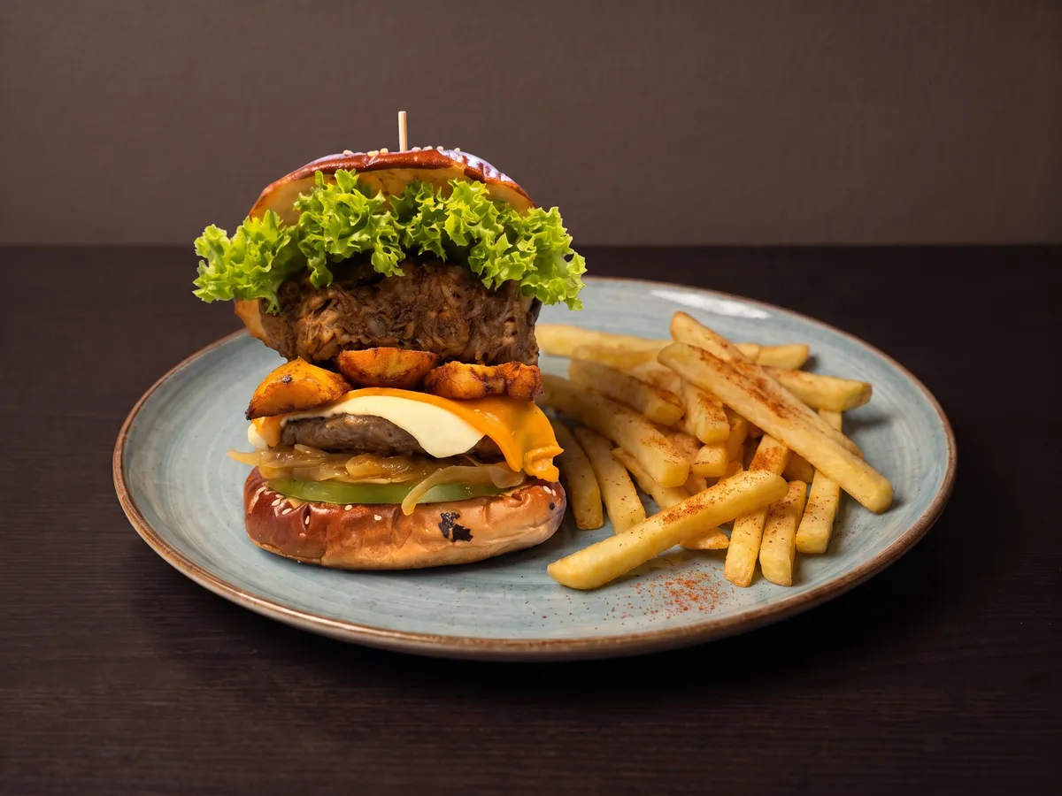 La Suprema · Hamburguesas en La Pizzería Fast Food, Girón