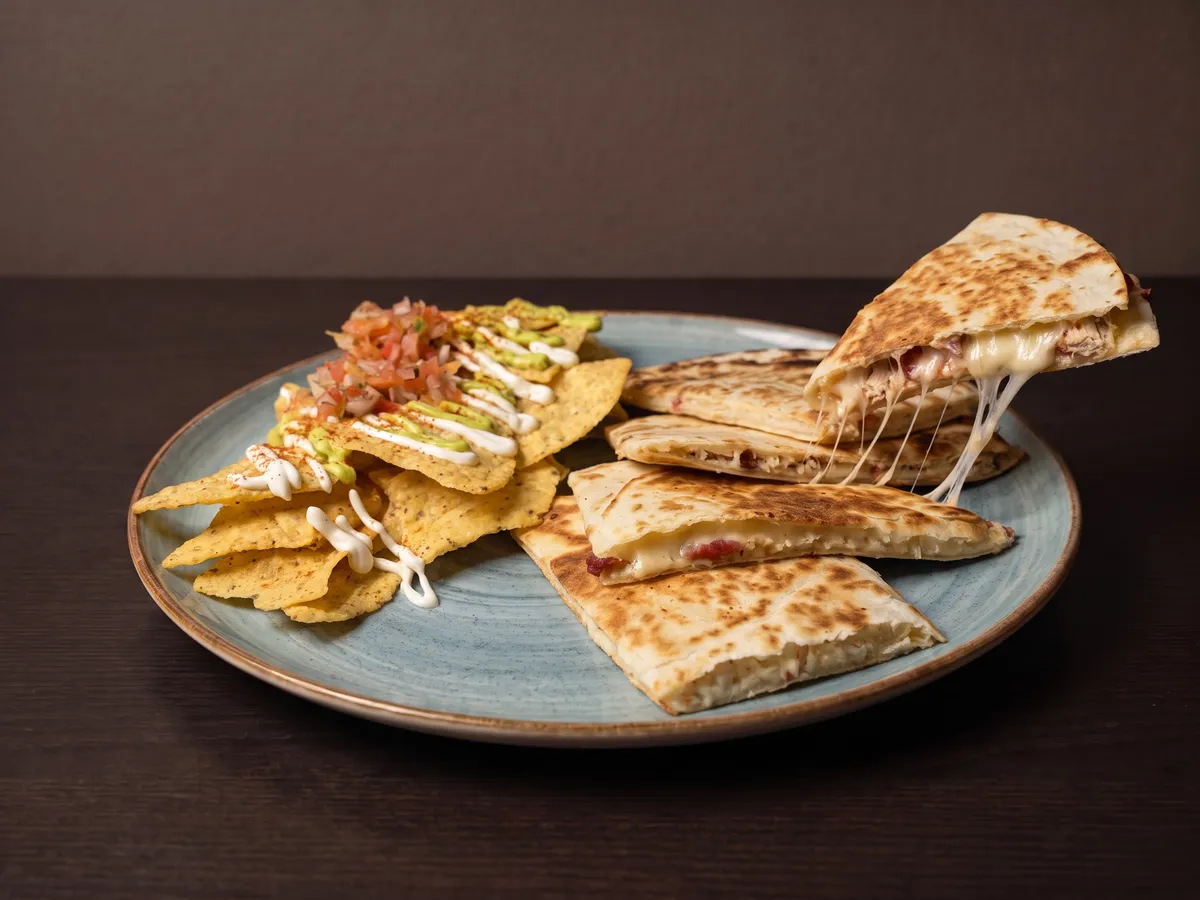 Quesadillas Chicken Bacon · Entradas en La Pizzería Fast Food, Girón